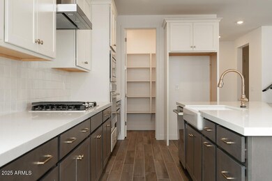 Tri Pointe Waterston Central 362 - Kitch