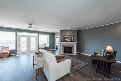 12276 Avalon Dr, Sperry, OK 74073 - photo 2