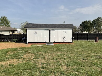 721 Mapleview Dr, Shelbyville, TN 37160 - photo 6