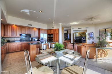 Kitchen_Family