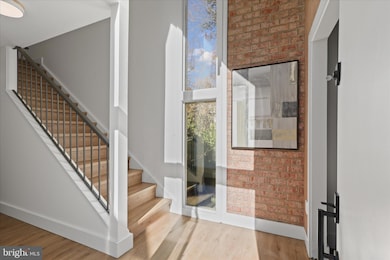 11152 Forest Edge Dr, Reston, VA 20190 - photo 3