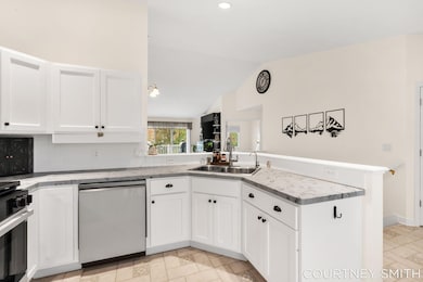 3854 Pemberton Dr SE unit 57, Grand Rapids, MI 49508 - photo 5