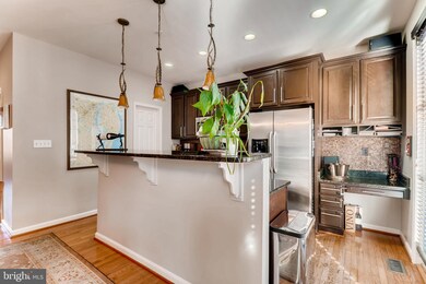 1215 Dockside Cir, Baltimore, MD 21224 - photo 5