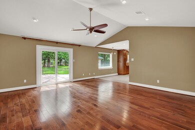 25214 Oakhurst Dr, Spring, TX 77386 - photo 7