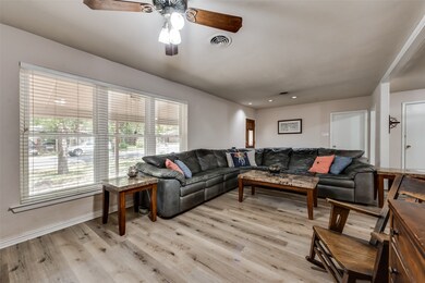 733 W Cheryl Ave, Hurst, TX 76053 - photo 7