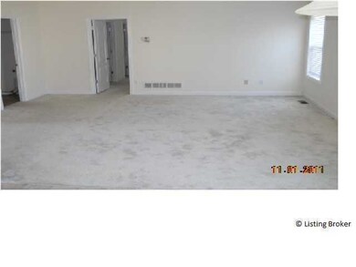 10007 Hornbeam Blvd, Louisville, KY 40228 - photo 4