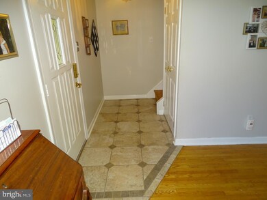 699 Cedarbrook Rd, Southampton, PA 18966 - photo 4