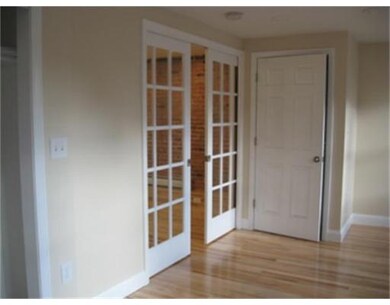 19 Thacher St, Boston, MA 02113 - photo 6