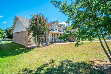 4036 Country Meadows Cir, Granbury, TX 76049 - photo 2