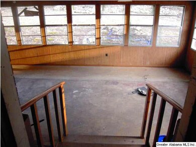 2231 4th Place Cir NE, Center Point, AL 35215 - photo 4