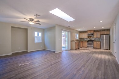 2737CamulousWay-1