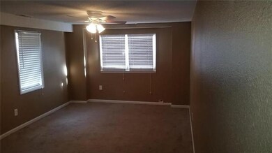2914 S Claremont Ave, Independence, MO 64052 - photo 6
