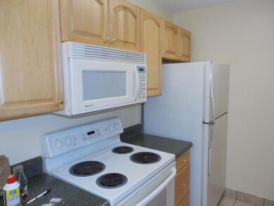 Southbridge Condominiums unit 1100, West Palm Beach, FL 33405 - photo 4