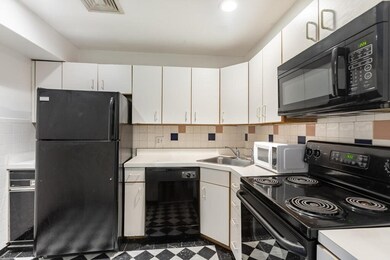Quincy Towers unit 303, Quincy, MA 02169 - photo 6