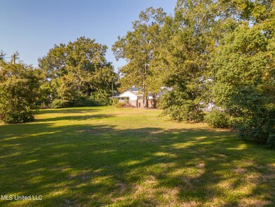 256 Washington St, Bay St. Louis, MS 39520 - photo 2