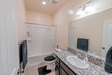 6954 E Garland Ave, Fresno, CA 93727 - photo 4