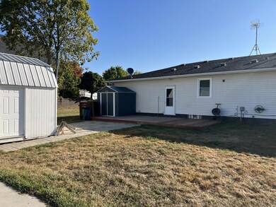 509 Parkway Ave S thumbnail_IMG_8571.jpg