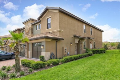 Quiet side entry with no close neighbors