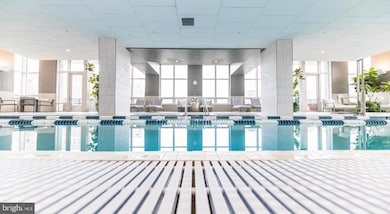 204 W Washington Square unit 2002, Philadelphia, PA 19106 - photo 7