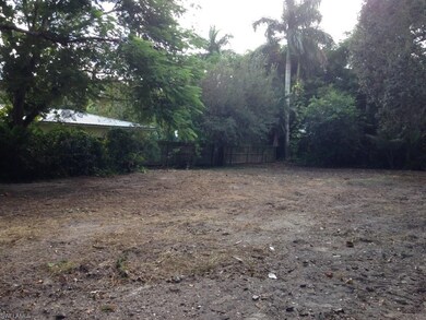 1086 Michigan Ave, Naples, FL 34103 - photo 4