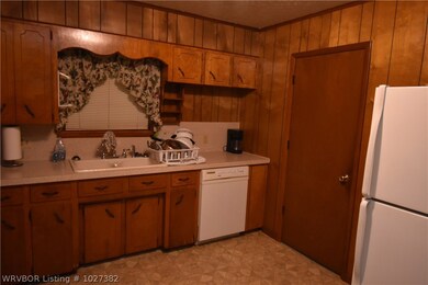 802 S Rodgers St, Vian, OK 74962 - photo 3