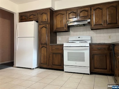 120 Brookline Ave, Nutley, NJ 07110 - photo 5