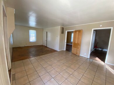 908 W Arch St, Portland, IN 47371 - photo 3