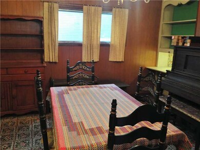 114 Jones St, Aliquippa, PA 15001 - photo 3