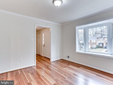 12149 Dove Cir, Laurel, MD 20708 - photo 3