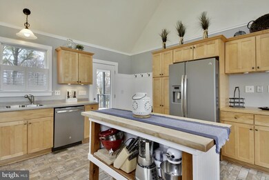 23501 Peach Tree Rd, Clarksburg, MD 20871 - photo 7