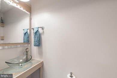 5970 Rowanberry Dr, Elkridge, MD 21075 - photo 7