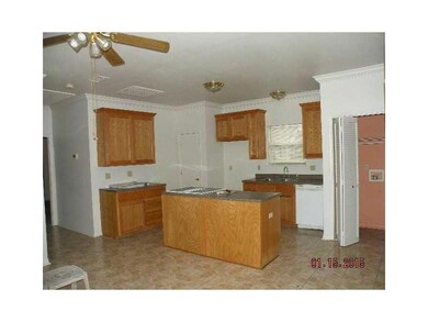 Kitchen. JENN AIRE DOWNDRAFT STOVE INCLUDED