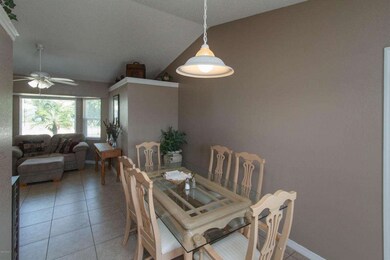 007_Dining Room (3)