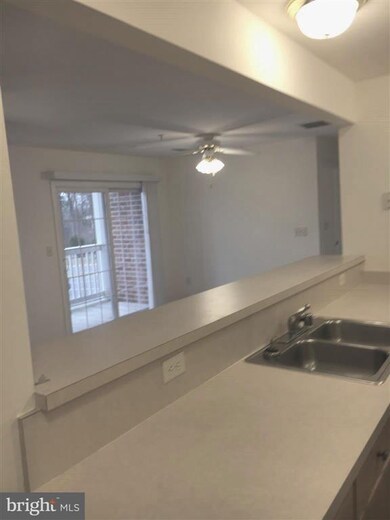 304 Baughmans Ln unit D, Frederick, MD 21702 - photo 5