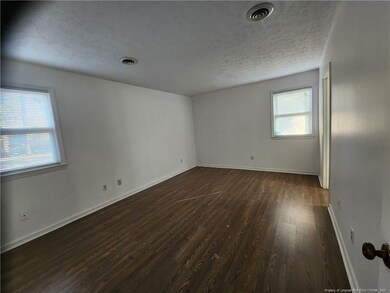 1433 Artesian Ct, Fayetteville, NC 28304 - photo 5