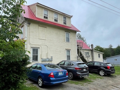 106 W Main St, Hillsborough, NH 03244 - photo 3