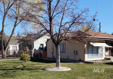 1004 E Clark Ave, Nampa, ID 83686 - photo 2