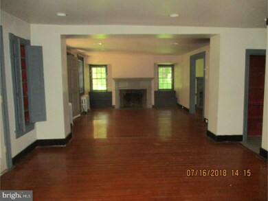 1001 Fitzwatertown Rd, Abington, PA 19001 - photo 3
