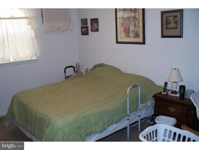 513 W 8th St, Lansdale, PA 19446 - photo 5