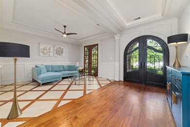 833 Holly Ridge Dr, Houston, TX 77024 - photo 6