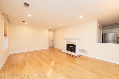 77 Frontier Way, Tinton Falls, NJ 07753 - photo 4