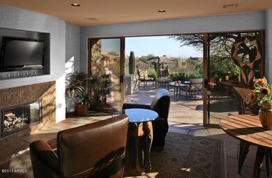 003_Family Room
