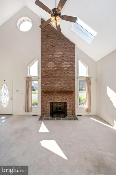 20421 Kings Crest Blvd, Hagerstown, MD 21742 - photo 7