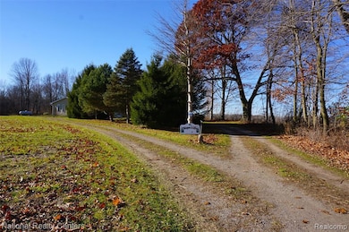 1495 Briggsville Rd, Fowlerville, MI 48836 - photo 5