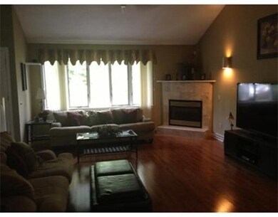 105 Clearwater Cir, Ludlow, MA 01056 - photo 3