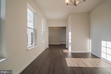 9184 Riverhill Rd, Laurel, MD 20723 - photo 3