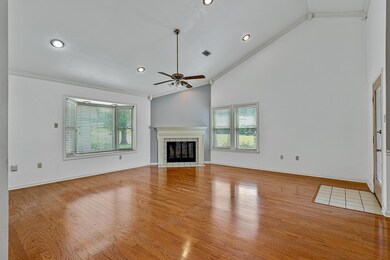 2607 Greenbriar Dr, Jonesboro, AR 72401 - photo 5