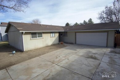 741 Glen Martin Dr, Sparks, NV 89434 - photo 2