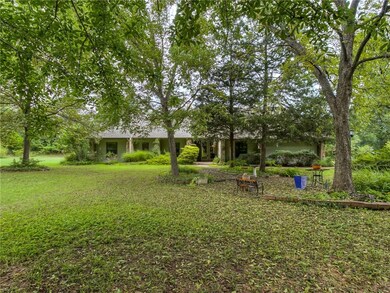 4044 S Deer Park Ln, Harrah, OK 73045 - photo 4