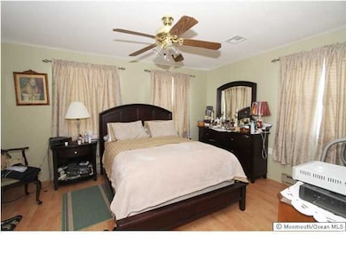 21 S Chestnut Ave, Whiting, NJ 08759 - photo 5